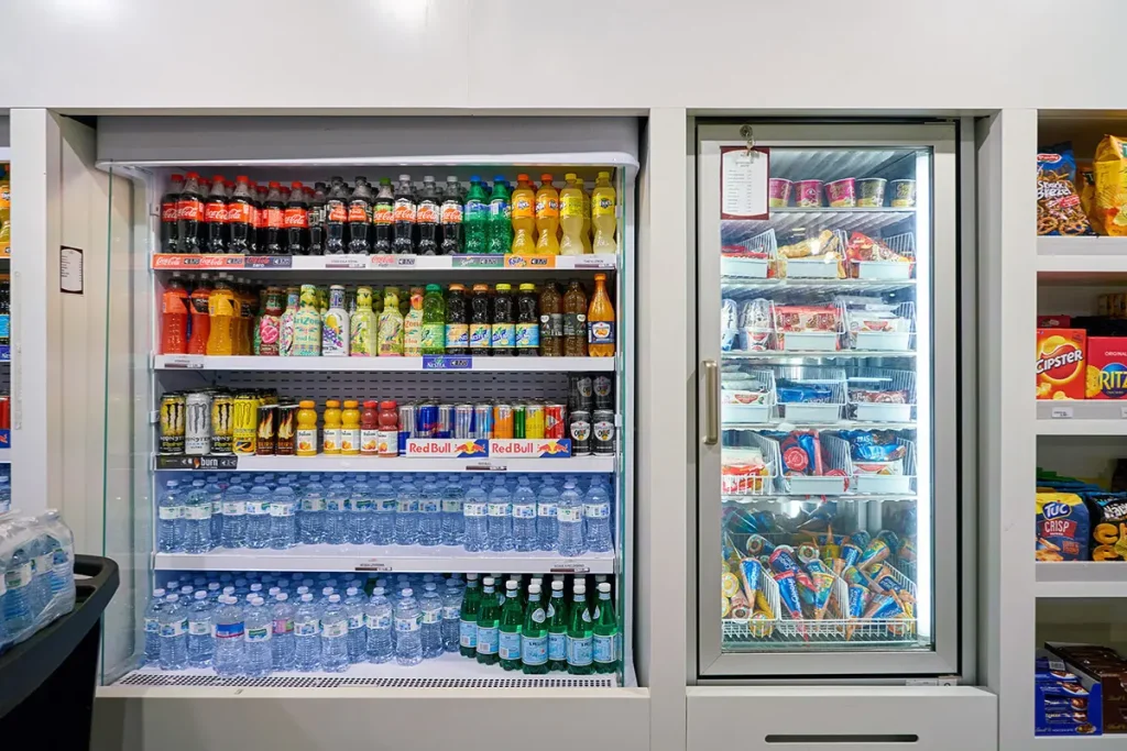 merchandise refrigerator